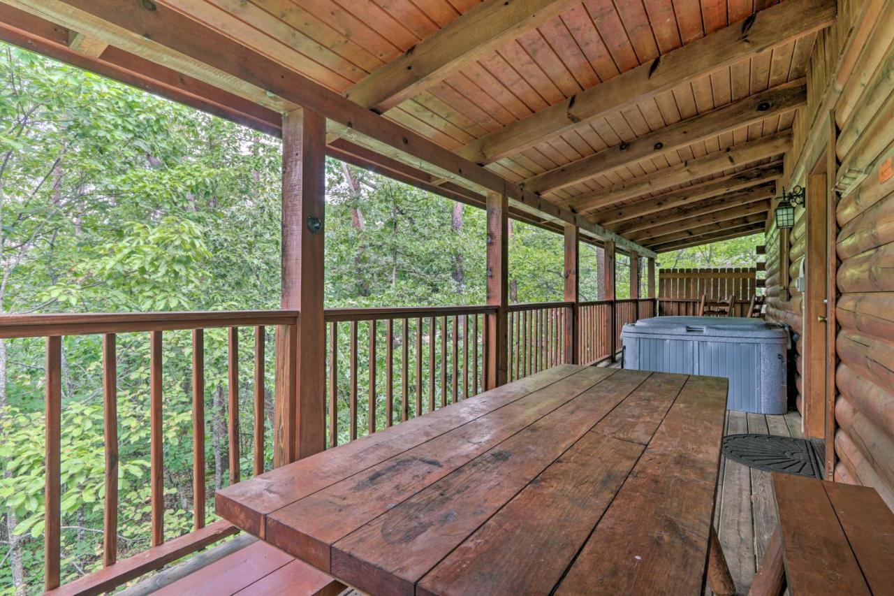 Cabin With Deck And Fireplace Less Than 3 Mi To Dollywood! Pigeon Forge Exterior foto